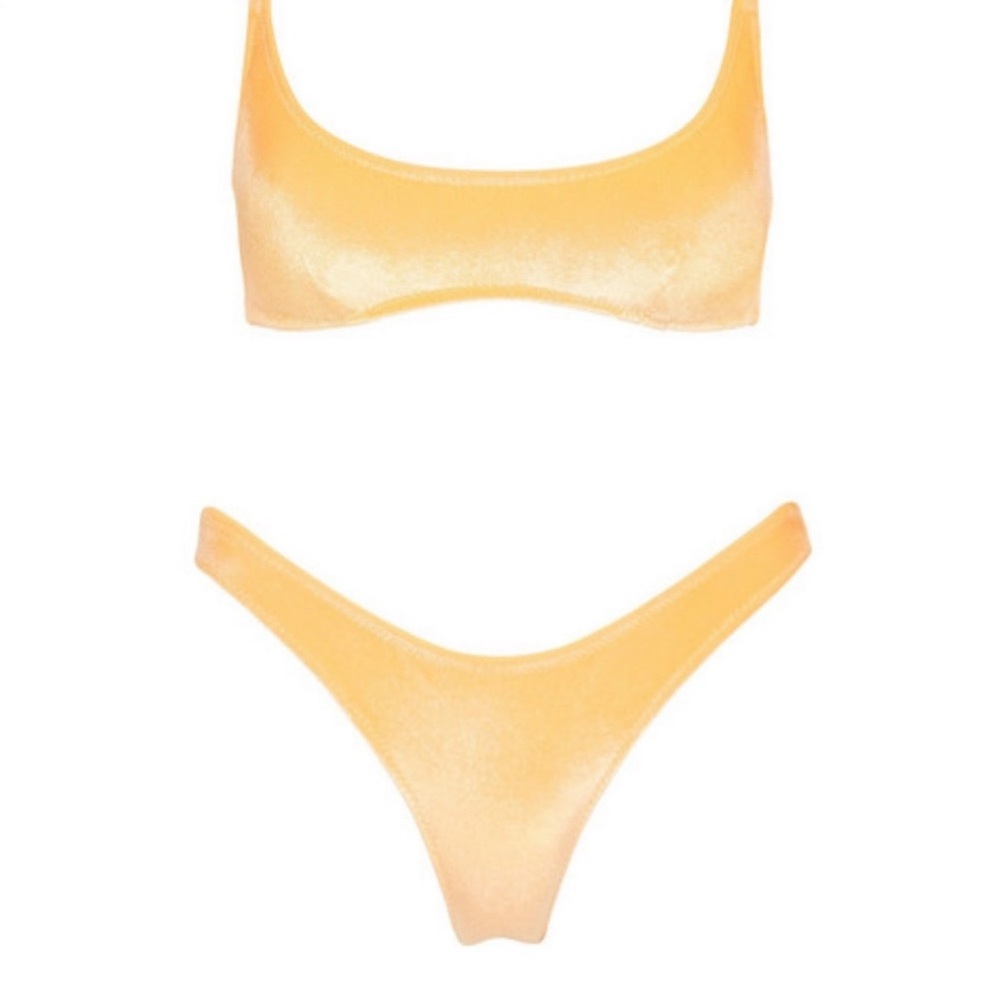 Triangl Maci Set in Apricot - Picture 4 of 7